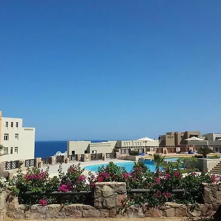 Azzurra Sahl Hasheesh Sea View Apartment